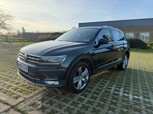 Volkswagen Tiguan  2.0 TDI BlueMotion Tech SEL DSG 4Motion Euro 6 (s/s) 5dr