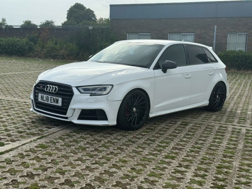 Audi S3  2.0 TFSI Black Edition Sportback S Tronic quattro Euro 6 (s/s) 5dr