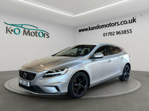 Volvo V40  2.0 T3 R-Design Nav Plus Euro 6 (s/s) 5dr 