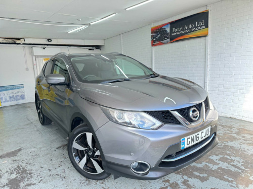 Nissan Qashqai  1.2 DIG-T N-Connecta 2WD Euro 6 (s/s) 5dr