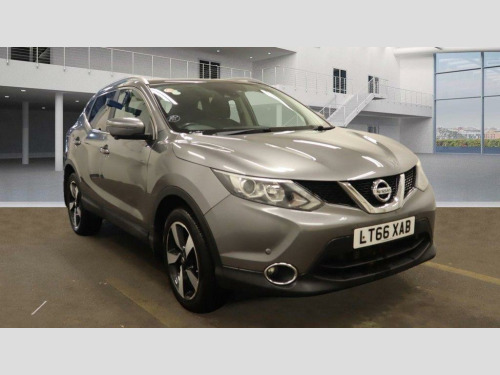 Nissan Qashqai  1.2 DIG-T N-Connecta XTRON 2WD Euro 6 (s/s) 5dr