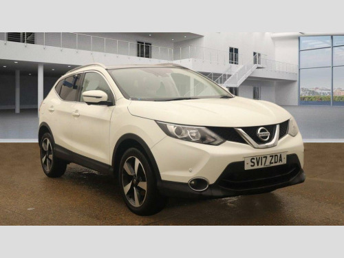 Nissan Qashqai  1.2 DIG-T N-Connecta 2WD Euro 6 (s/s) 5dr