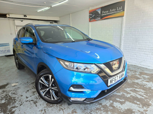 Nissan Qashqai  1.2 DIG-T N-Connecta Euro 6 (s/s) 5dr