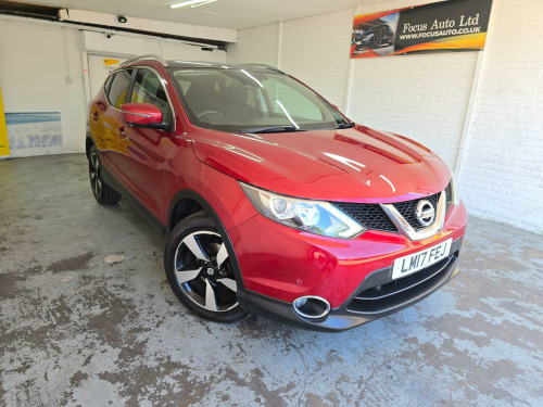 Nissan Qashqai  1.2 DIG-T N-Connecta 2WD Euro 6 (s/s) 5dr