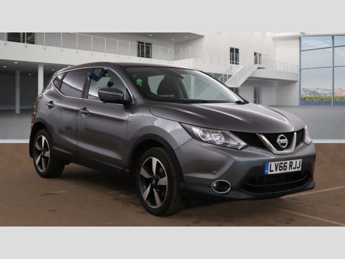Nissan Qashqai  1.2 DIG-T N-Connecta XTRON 2WD Euro 6 (s/s) 5dr