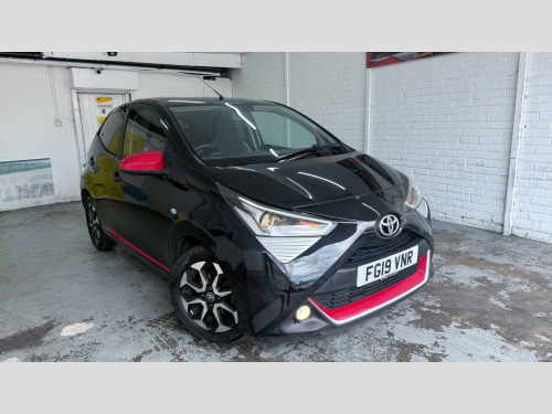 Toyota AYGO  1.0 VVT-i x-trend Funroof x-shift Euro 6 5dr