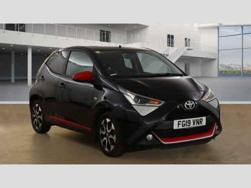Toyota AYGO  1.0 VVT-i x-trend Funroof x-shift Euro 6 5dr