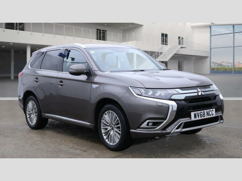 Mitsubishi Outlander  2.4h TwinMotor 13.8kWh 4h CVT 4WD Euro 6 (s/s) 5dr 