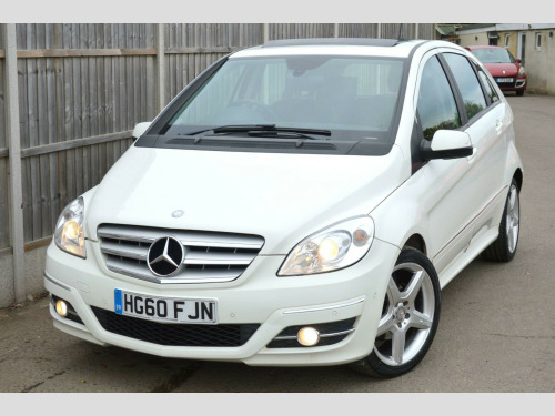 Mercedes-Benz B-Class B180 1.7 B180 Sport CVT 5dr