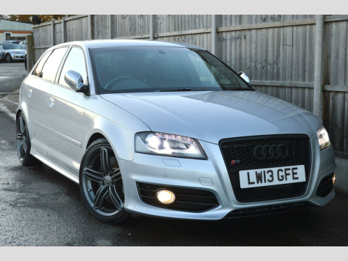 Audi S3  2.0 TFSI Sportback 5dr Petrol S Tronic quattro Euro 5 (265 ps) 
