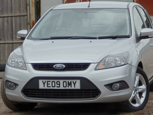 Ford Focus  1.6 Zetec 5dr