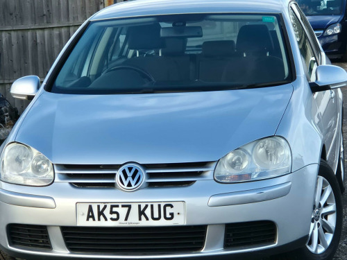 Volkswagen Golf  1.6 FSI Match 5dr 