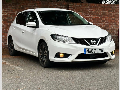 Nissan Pulsar  1.2 DIG-T N-Connecta Hatchback 5dr Petrol Manual E