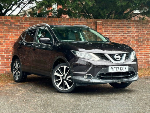 Nissan Qashqai  1.2 DIG-T Tekna SUV 5dr Petrol Manual 2WD Euro 6 (