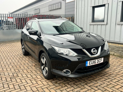 Nissan Qashqai  1.2 DIG-T N-Connecta XTRON 2WD Euro 6 (s/s) 5dr