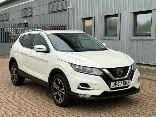 Nissan Qashqai  1.2 DIG-T N-Connecta XTRON Euro 6 (s/s) 5dr
