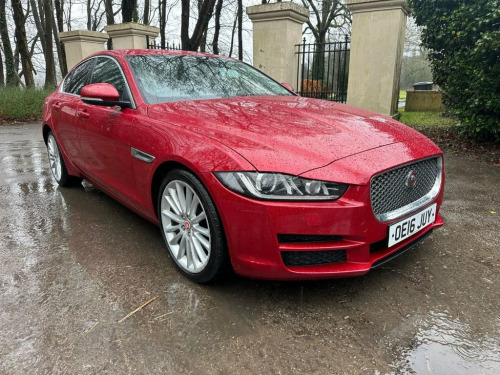 Jaguar XE  2.0d Portfolio Saloon 4dr Diesel Auto Euro 6 (s/s)