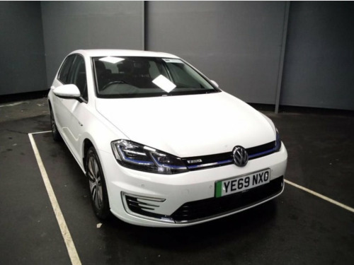 Volkswagen Golf  35.8kWh e-Golf Hatchback 5dr Electric Auto (136 ps