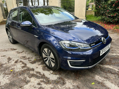 Volkswagen Golf  35.8kWh e-Golf Hatchback 5dr Electric Auto (136 ps