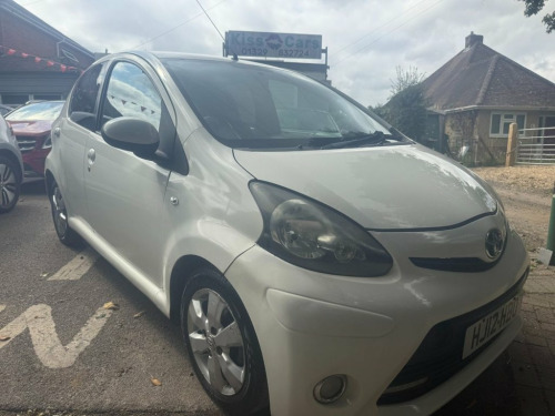 Toyota AYGO  1.0 VVT-i Fire Hatchback 5dr Petrol Manual Euro 5 
