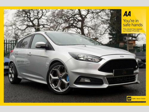 Ford Focus  2.0T EcoBoost ST-1 Euro 6 (s/s) 5dr