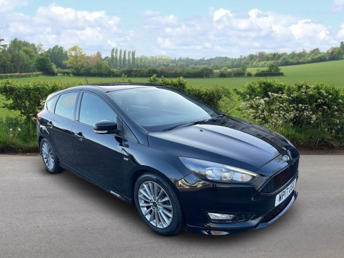 Ford Focus  ST-LINE