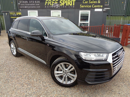 Audi Q7  3.0 TDI V6 S line SUV 5dr Diesel Tiptronic quattro Euro 6 (s/s) (218 ps)