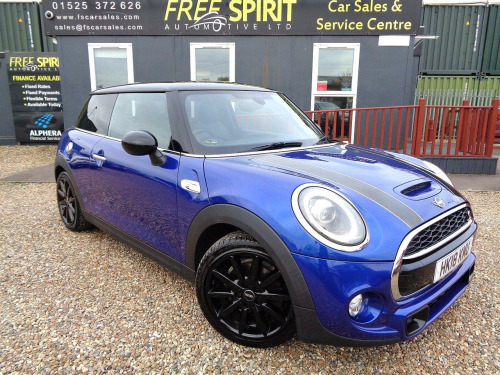 MINI Hatch  Cooper S Hatchback 2.0 Automatic Petrol