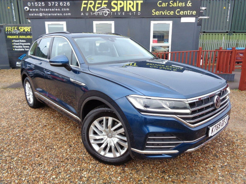 Volkswagen Touareg  3.0 TDI V6 SEL SUV 5dr Diesel Tiptronic 4Motion Euro 6 (s/s) (231 ps)