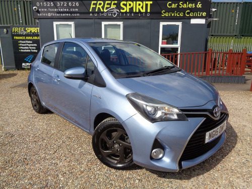 Toyota Yaris  1.5 VVT-h Icon Hatchback 5dr Petrol Hybrid E-CVT Euro 6 (101 ps)