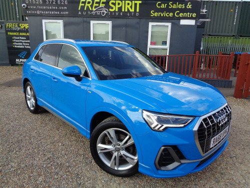 Audi Q3  1.5 TFSI CoD 35 S line SUV 5dr Petrol S Tronic Euro 6 (s/s) (150 ps)