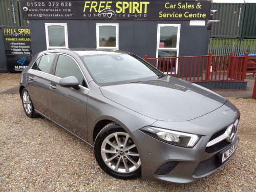 Mercedes-Benz A-Class  1.5 A180d Sport (Executive) Hatchback 5dr Diesel 7G-DCT Euro 6 (s/s) (116 p