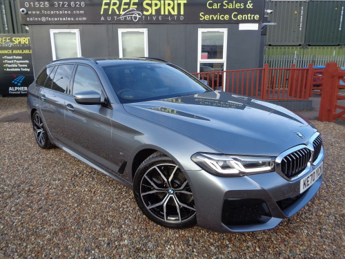 BMW 5 Series  2.0 520d MHT M Sport Touring 5dr Diesel Hybrid Steptronic Euro 6 (s/s) (190 
