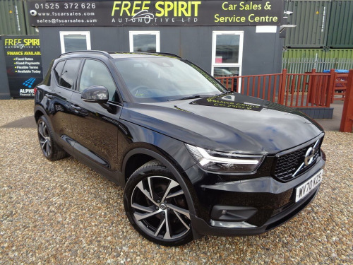 Volvo XC40  2.0 B4 MHEV R-Design Pro SUV 5dr Petrol Hybrid Auto Euro 6 (s/s) (197 ps) 