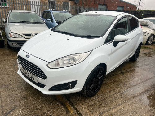 Ford Fiesta  1.0T EcoBoost Zetec Euro 5 (s/s) 5dr