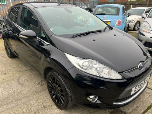 Ford Fiesta  1.4 Titanium 5dr