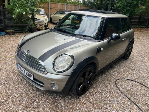 MINI Hatch  1.6 Cooper D Steptronic Euro 4 3dr
