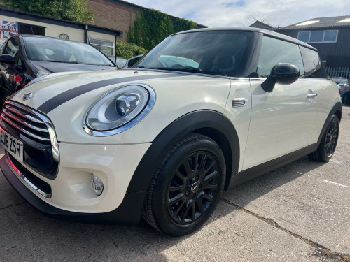 MINI Hatch  1.5 Cooper Euro 6 (s/s) 3dr