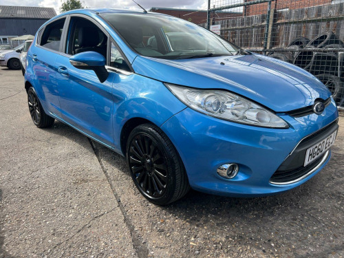 Ford Fiesta  1.4 Titanium 5dr