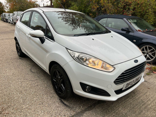 Ford Fiesta  1.0T EcoBoost Zetec Euro 5 (s/s) 5dr