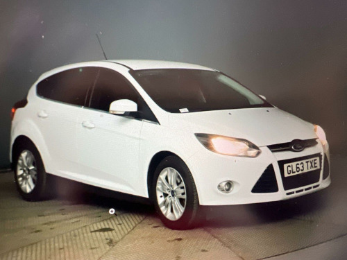 Ford Focus  1.6 Titanium Navigator Powershift Euro 5 5dr