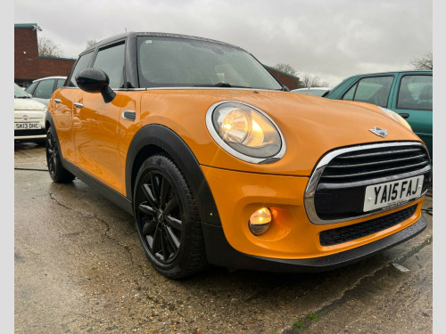 MINI Hatch  1.5 Cooper D Auto Euro 6 (s/s) 5dr 