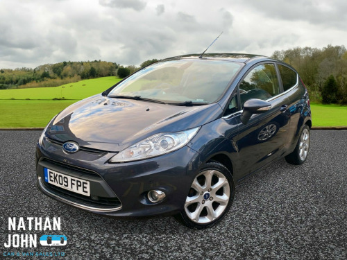 Ford Fiesta  1.6 Titanium Hatchback 3dr Petrol Manual (139 g/km, 118 bhp)