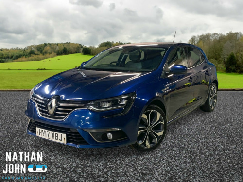 Renault Megane  1.6 dCi Signature Nav Hatchback 5dr Diesel Manual Euro 6 (s/s) (130 ps)