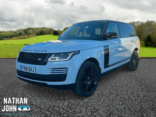 Land Rover Range Rover  3.0 SD V6 Vogue SE SUV 5dr Diesel Auto 4WD Euro 6 (s/s) (275 ps)