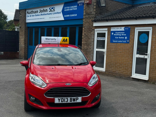Ford Fiesta  1.0T EcoBoost Titanium Hatchback 5dr Petrol Manual Euro 5 (s/s) (125 ps)