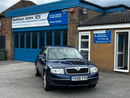 Skoda Superb  2.0 TDI Pure Drive Laurin & Klement Saloon 4dr Diesel Manual (169 g/km, 140