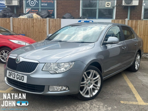 Skoda Superb  2.0 TDI Elegance Hatchback 5dr Diesel DSG Euro 5 (170 ps)