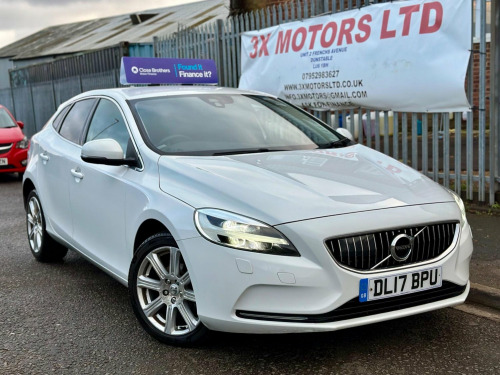 Volvo V40  2.0 D2 Inscription Euro 6 (s/s) 5dr