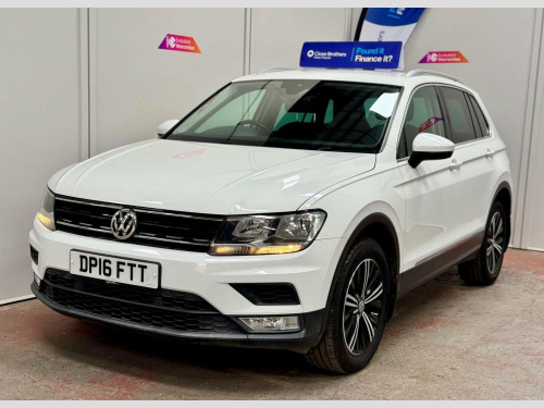 Volkswagen Tiguan  2.0 TDI BlueMotion Tech SE Navigation DSG 4Motion Euro 6 (s/s) 5dr